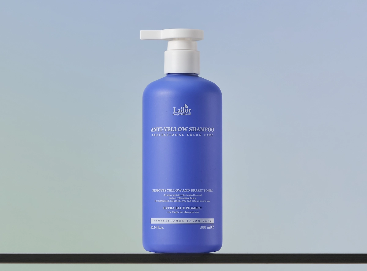 LADOR Anti-Yellow Shampoo